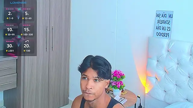 Snapshot of cassian_gold chatting on 9, 7, 2026 cassian gold online show from 9, 7, 2026