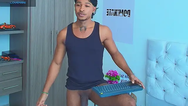 Snapshot of cassian_gold chatting on 30, 7, 2026 cassian gold online show from 30, 7, 2026