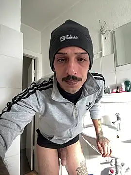 bisexevaa online show from 14, 5, 2026