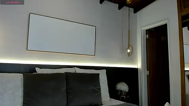 VictoriaShelby online show from 17, 9, 2025