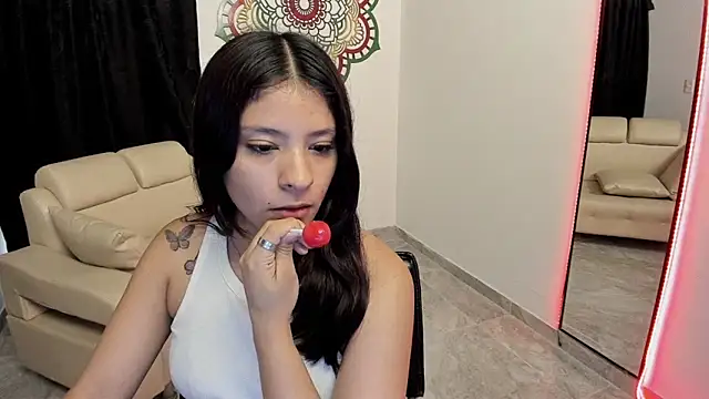 Snapshot of Candy_fox_19 chatting on 20, 2, 2026 Candy fox 19 online show from 20, 2, 2026