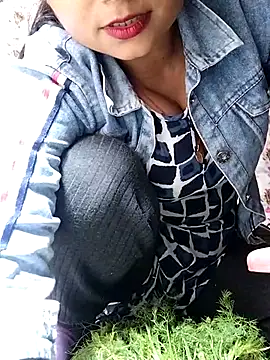 Snapshot of Hot-Pooja25 chatting on 2, 2, 2026 Hot-Pooja25 online show from 2, 2, 2026