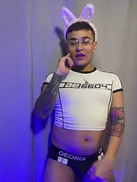 OliverMontiel online show from 20, 10, 2025