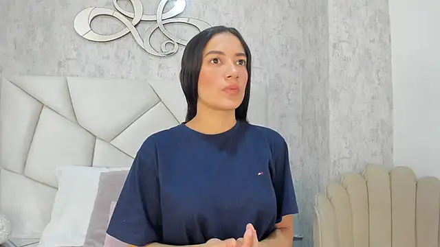 Snapshot of Skylerwhite02 chatting on 9, 11, 2025 Skylerwhite02 online show from 9, 11, 2025