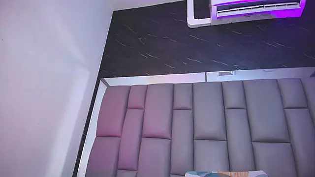 Snapshot of kissme_luna chatting on 22, 11, 2025 kissme luna online show from 22, 11, 2025