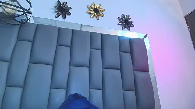 Snapshot of kissme_luna chatting on 9, 1, 2026 kissme luna online show from 9, 1, 2026