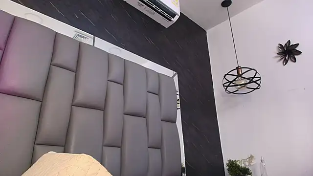 Snapshot of kissme_luna chatting on 14, 2, 2026 kissme luna online show from 14, 2, 2026