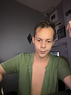 Snapshot of dimitryivanovv chatting on 12, 10, 2025 dimitryivanovv online show from 12, 10, 2025