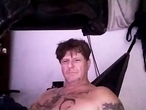 Snapshot of WiltedYeller chatting on 10, 7, 2026 WiltedYeller online show from 10, 7, 2026
