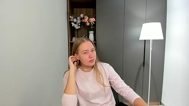 AlbaMesick online show from 11, 9, 2025