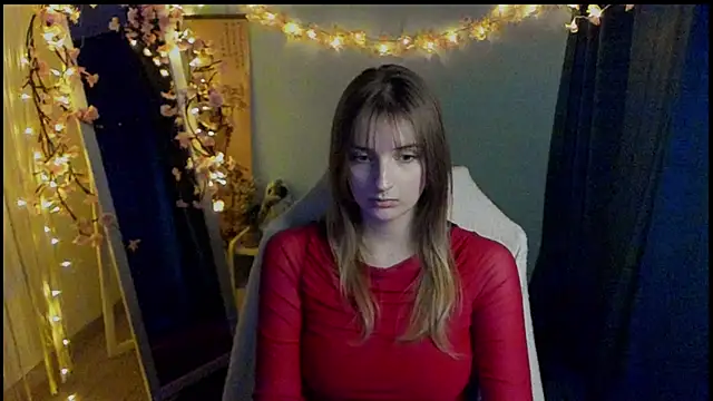 Snapshot of NeyliDream chatting on 3, 3, 2026 NeyliDream online show from 3, 3, 2026