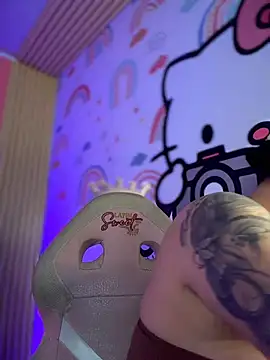 Megaan  More online show from 6, 2, 2026