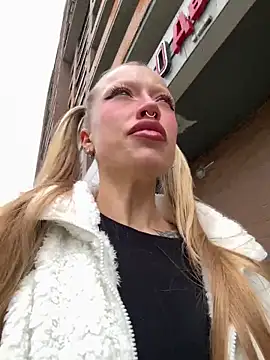 Sugar Pop online show from 18, 9, 2025