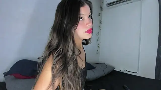 incogniitolove  online show from 4, 5, 2026