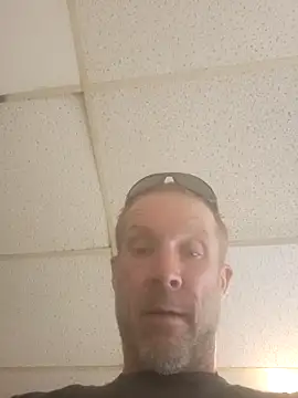 Mrdano0000 online show from 28, 10, 2025