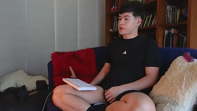 tightncuteass online show from 15, 4, 2026