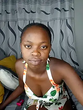 Snapshot of BlackberriesXxx chatting on 13, 10, 2025 BlackberriesXxx online show from 13, 10, 2025