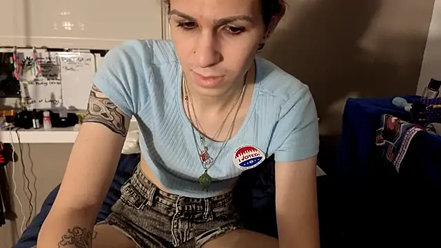 cuddlyavenue online show from 5, 11, 2025