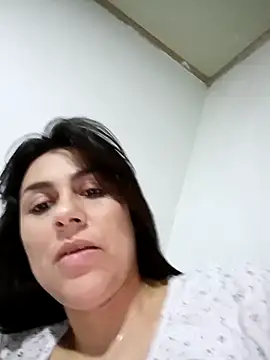 Snapshot of vanessa-titisM chatting on 1, 11, 2025 vanessa-titisM online show from 1, 11, 2025