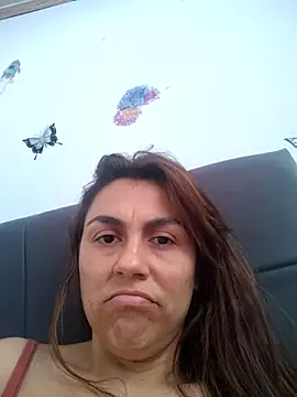 vanessa-titisM online show from 10, 4, 2026