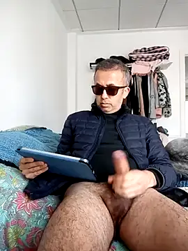 EmilioTaladdro online show from 3, 2, 2026