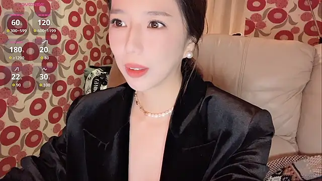 Snapshot of miss-lin chatting on 21, 10, 2025 miss-lin online show from 21, 10, 2025