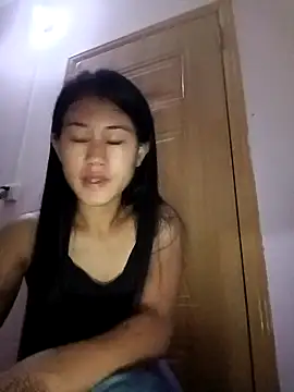 Snapshot of luy-xinh02 chatting on 29, 9, 2025 luy-xinh02 online show from 29, 9, 2025