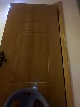 Snapshot of luy-xinh02 chatting on 9, 10, 2025 luy-xinh02 online show from 9, 10, 2025