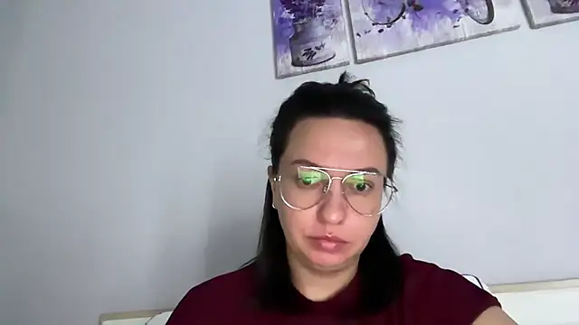 Karllina online show from 6, 8, 2026
