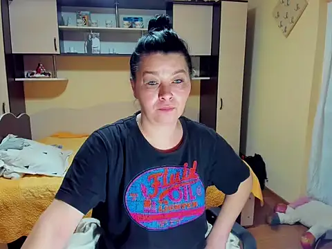 Snapshot of Soffy_Skye chatting on 9, 2, 2026 Soffy Skye online show from 9, 2, 2026