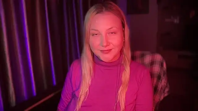 BikiHellena online show from 5, 12, 2025