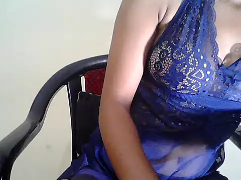 Snapshot of Janvi_singh02 chatting on 17, 9, 2025 Janvi singh02 online show from 17, 9, 2025