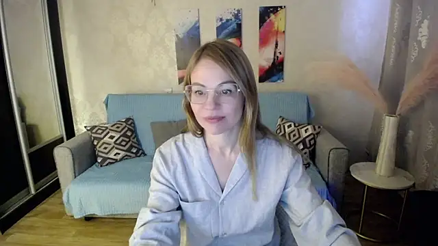 shy hot cat online show from 20, 11, 2025