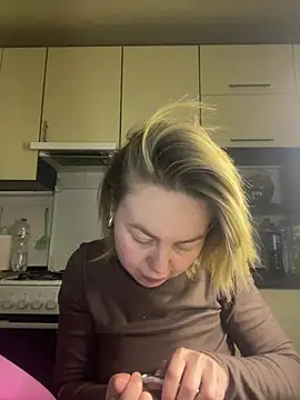 MartaLuna  online show from 12, 2, 2026