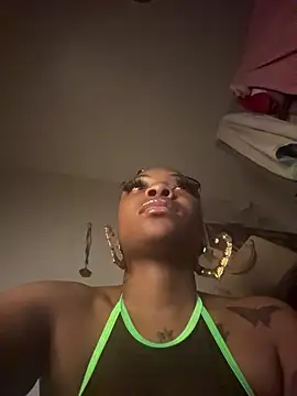 Snapshot of Cocochanel4567 chatting on 7, 7, 2026 Cocochanel4567 online show from 7, 7, 2026