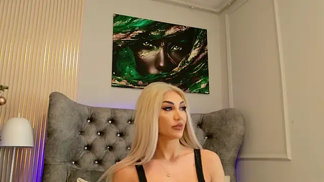 MeganXDesire online show from 23, 12, 2025