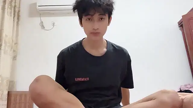 yangyang-2563 online show from 2, 10, 2025