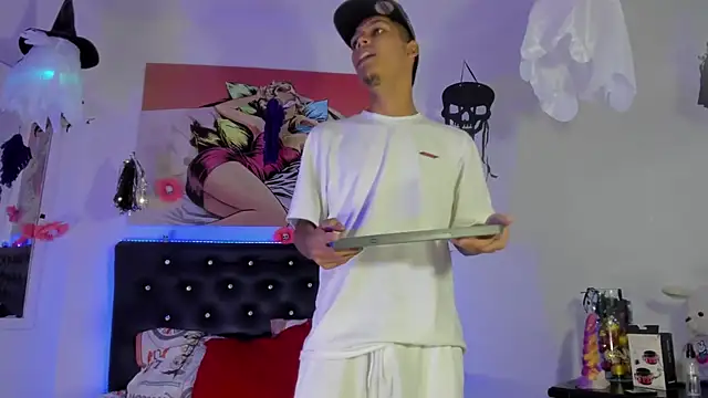 xxKamadevaxx online show from 10, 10, 2025