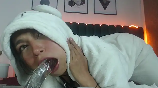 Keila Fg online show from 12, 11, 2025