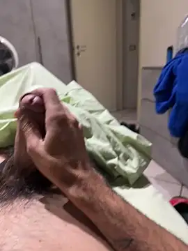 Snapshot of alexbergo87 chatting on 26, 9, 2025 alexbergo87 online show from 26, 9, 2025