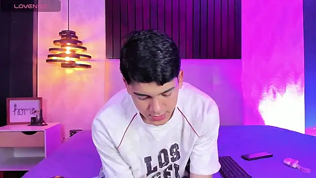 SandroVeyra online show from 6, 10, 2025