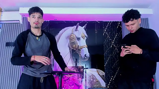 Iam Steven online show from 5, 12, 2025