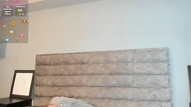 Aliciabloom online show from 21, 10, 2025