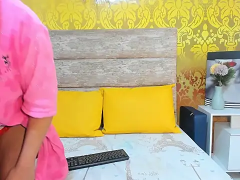 ElianaCollins online show from 22, 12, 2025