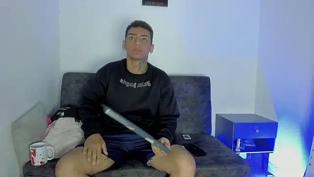 maykel and mike online show from 6, 1, 2026