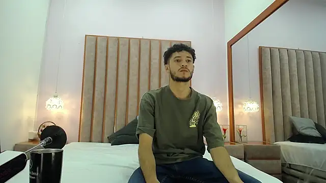 EthanCollen online show from 19, 10, 2025