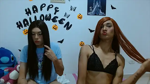 Snapshot of PinkLuna_LolaBloom chatting on 31, 10, 2025 PinkLuna LolaBloom online show from 31, 10, 2025