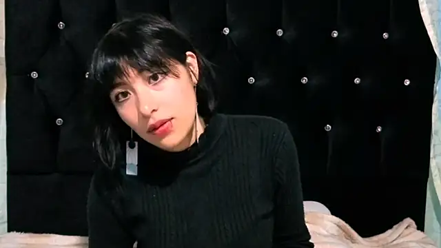 Sullyoonn online show from 2, 12, 2025