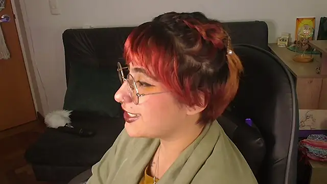 Miacatsito3 online show from 13, 1, 2026