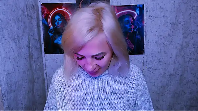 Snapshot of EmmaCat_ chatting on 30, 9, 2025 EmmaCat online show from 30, 9, 2025